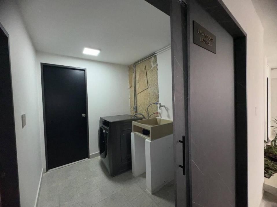 104 Hermoso apartaestudio cerca al estadio