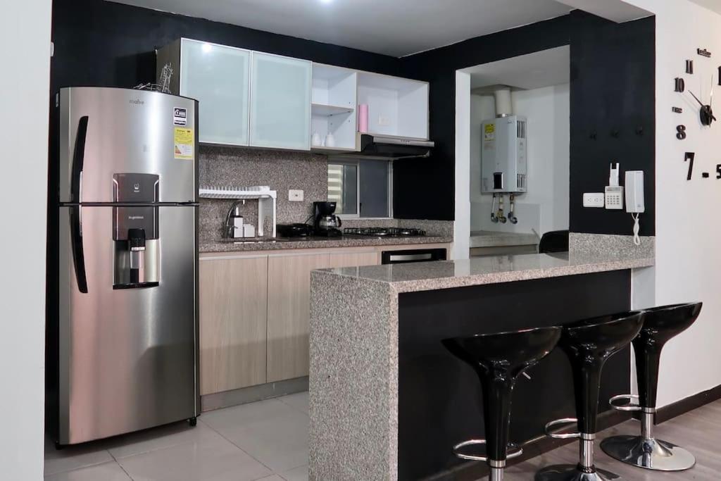 3 Bed apartment, near El Dorado Airport