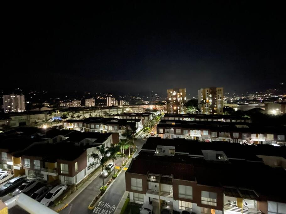 Amplio Apartamento en Papiro