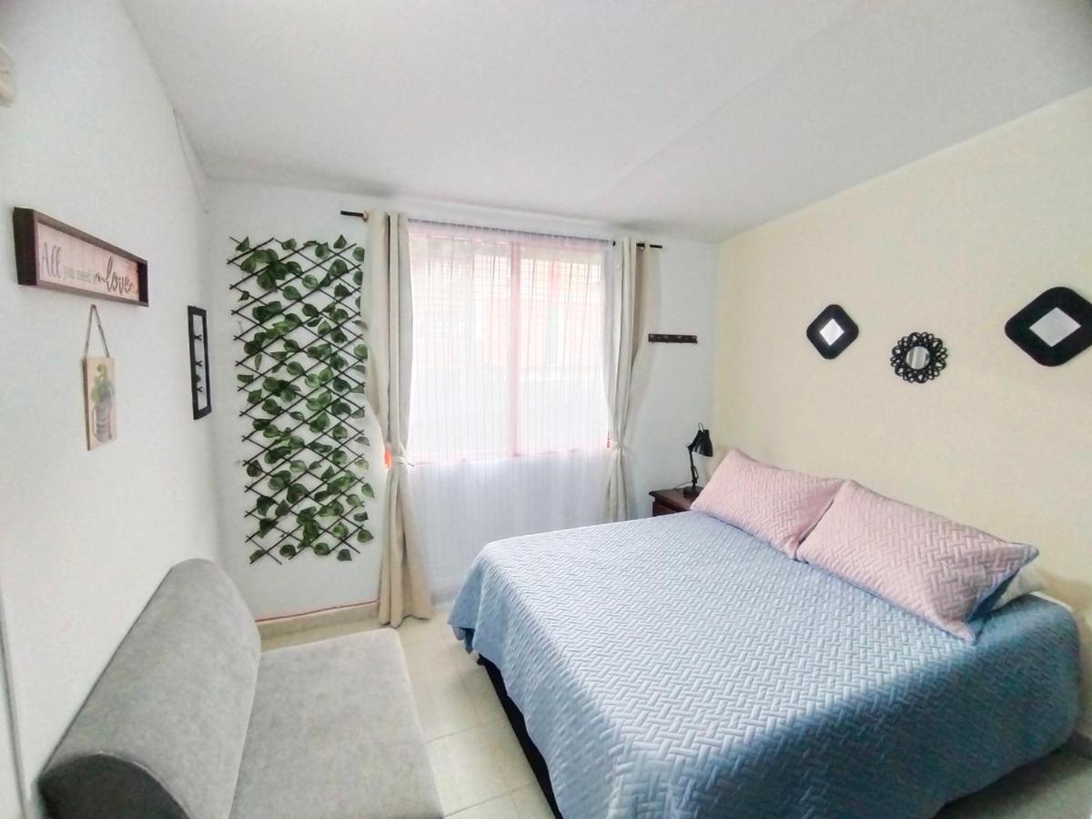Apartamento Familiar Privado 101 Con Baño Cocina Tv Wifi Sala
