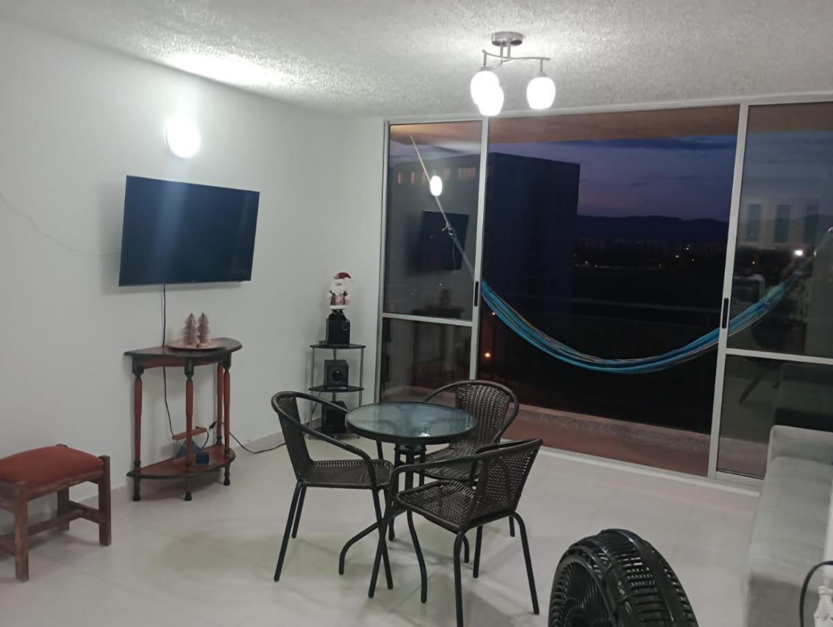 APARTAMENTO FAMILIAR RICAURTE