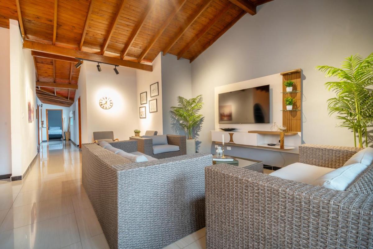 Beautiful and cozy house in the best location