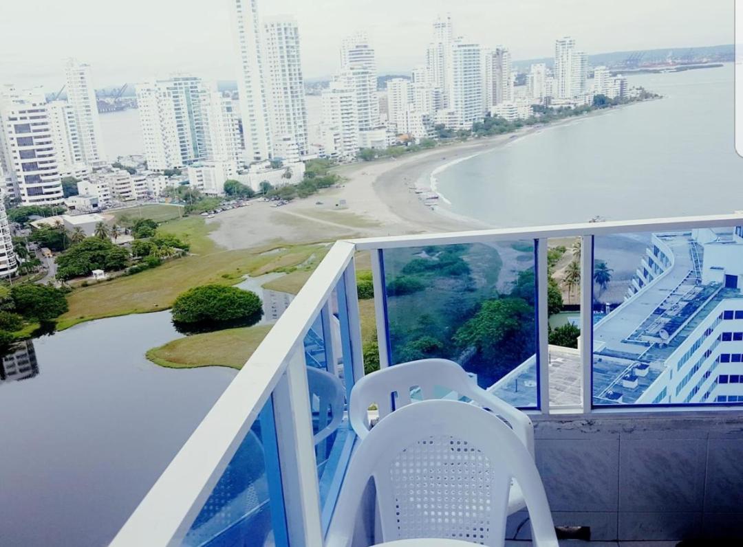Cartagena piso 22 apartamento frente a la playa