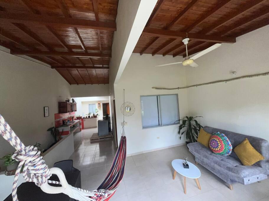 Casa Palomino, cerca a Santorini