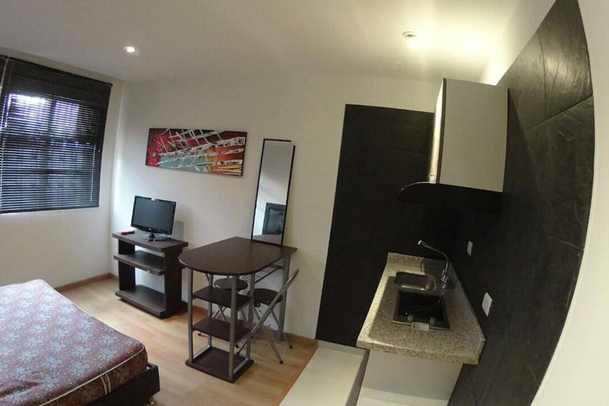 COSY STUDIO APARTMENT GREAT LOCATION (203)