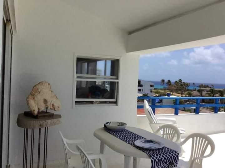 Edificio Sarie Bay