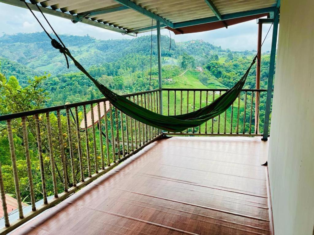 EL EDEN HABITACIONES