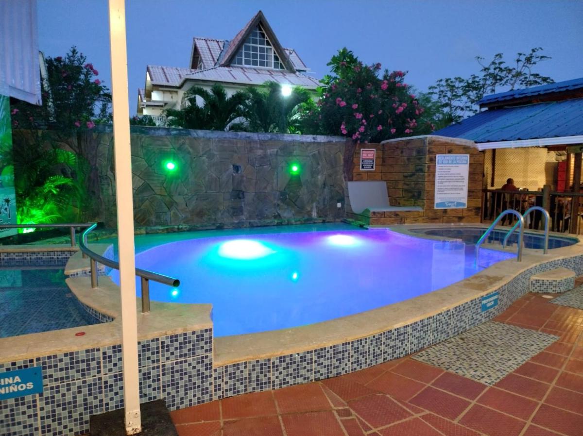 EL GALY SU HOTEL FAMILIAR