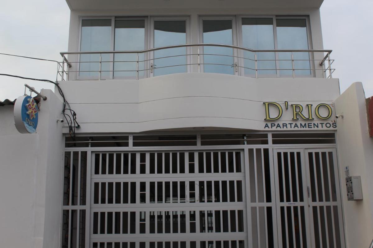 Excepcional apartamento a pasos del mar con piscina