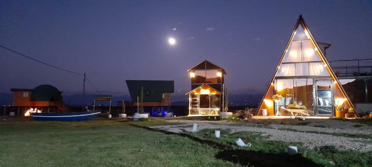 Glamping y Cabañas el Encanto los Lirios
