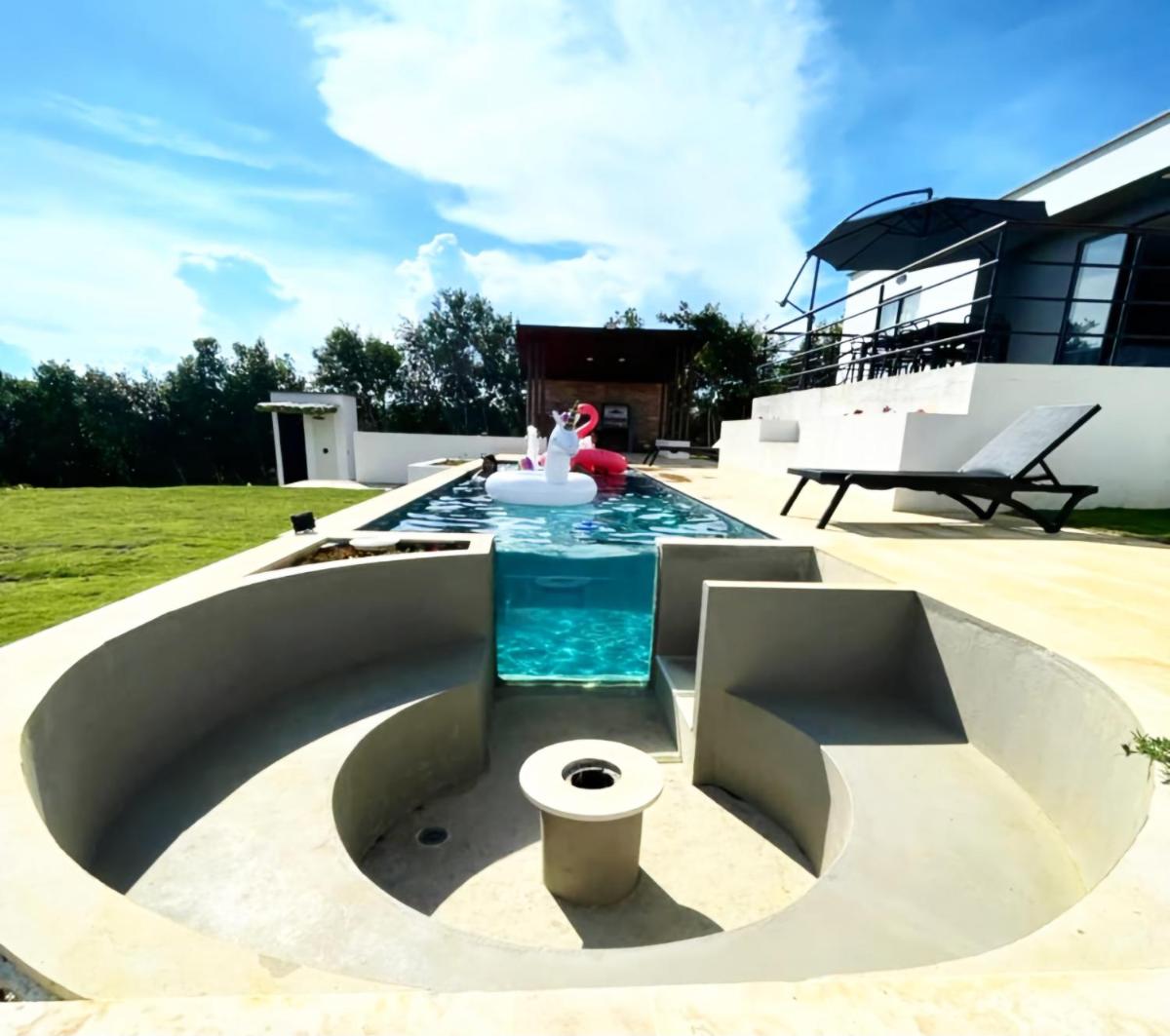 Hermosa Villa con piscina