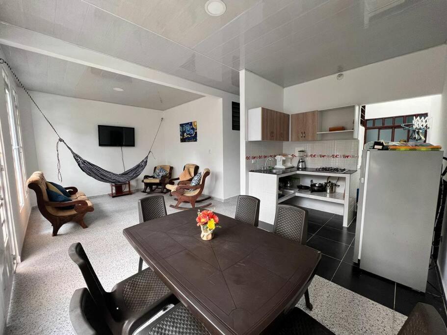 Home Acacias