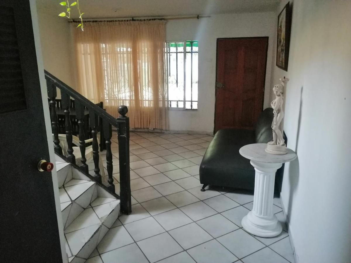 Hospedaje Altamira