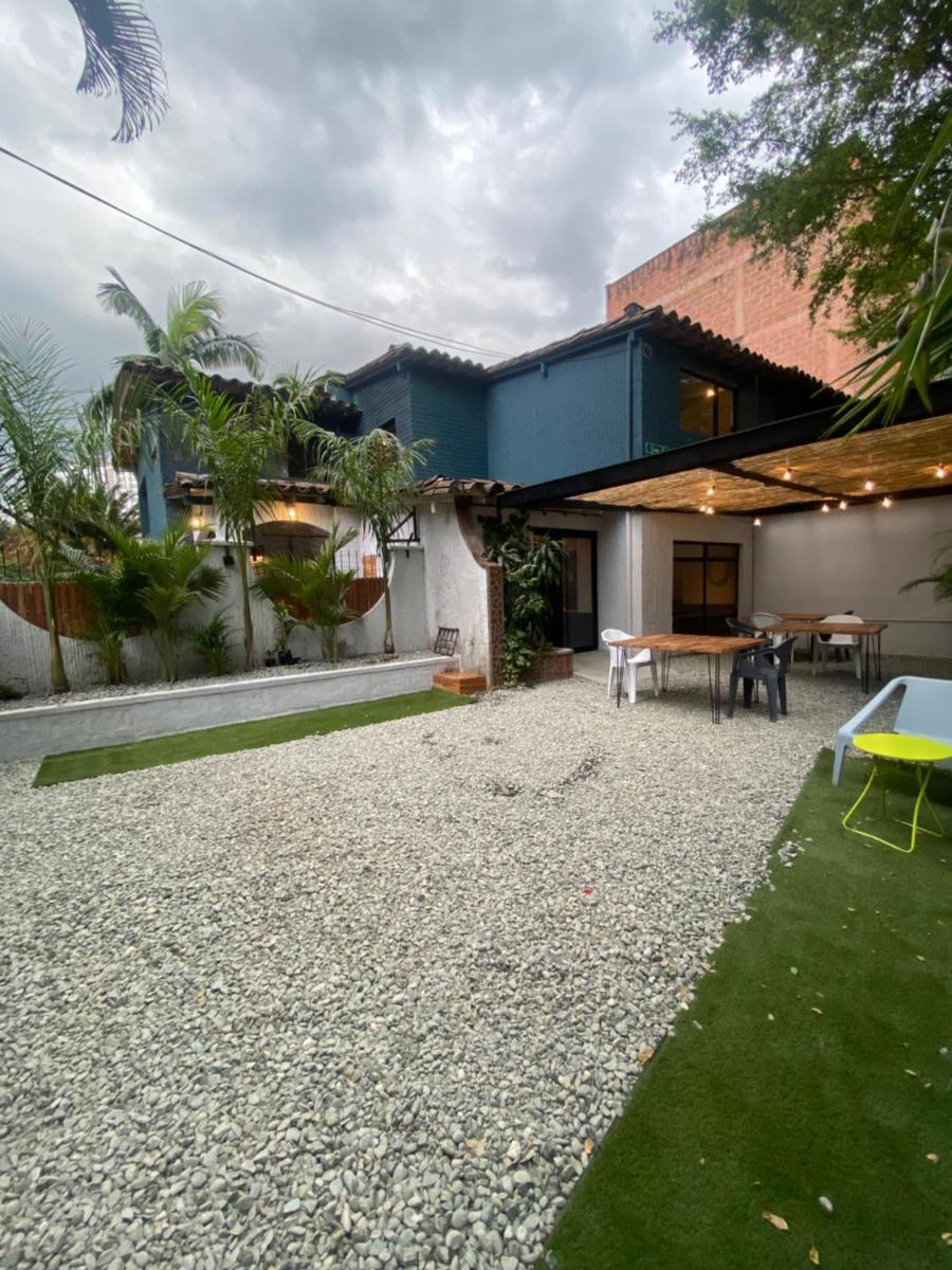 Hostal Casa Mosaiko Patio Bonito Poblado