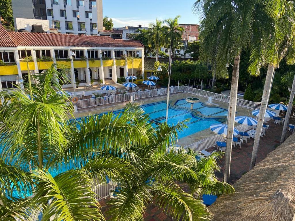 Hotel Bachue Girardot