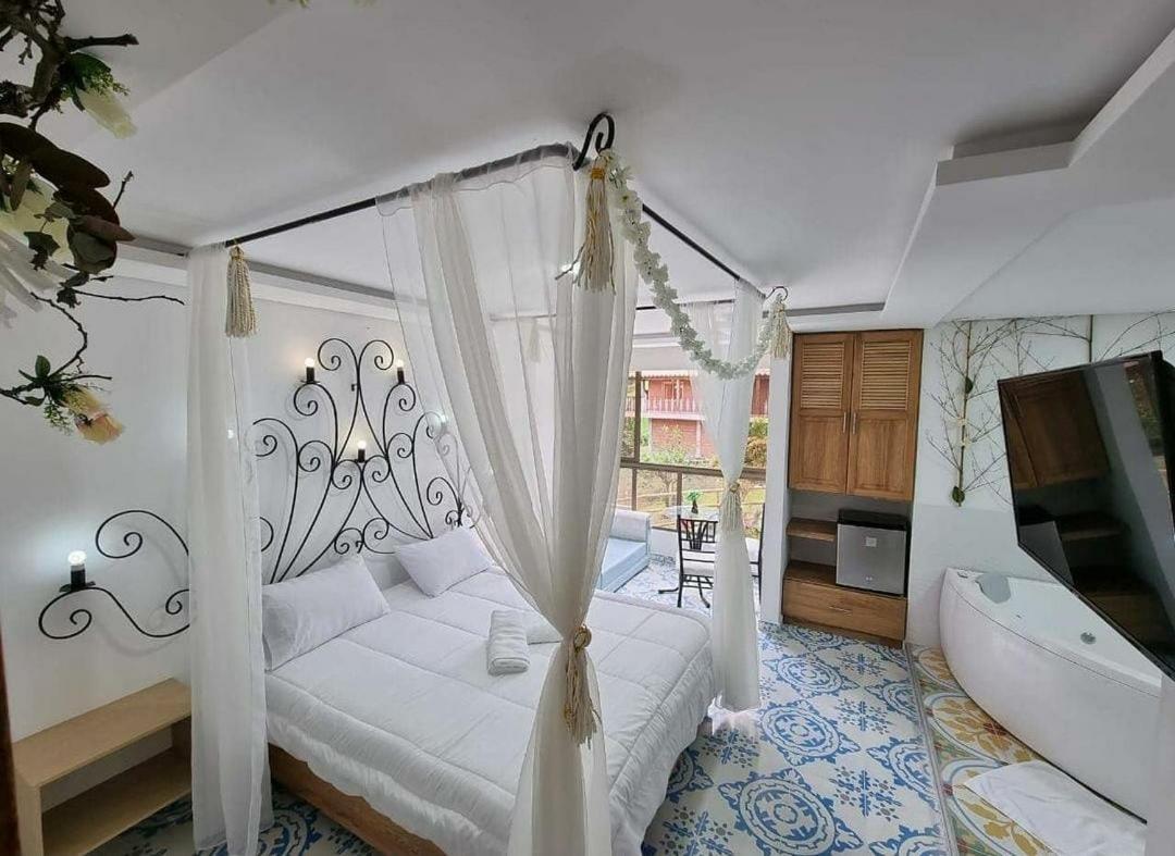 Hotel Bahia del Faro