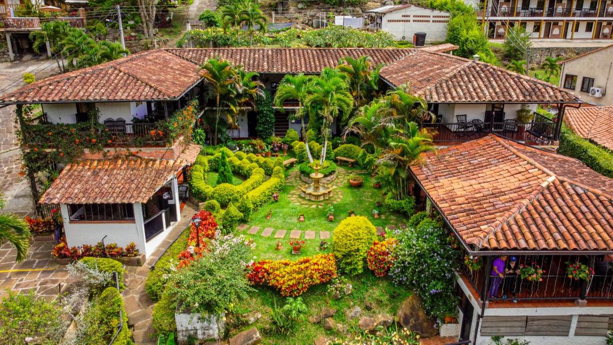 Hotel Campestre Casona del Camino Real
