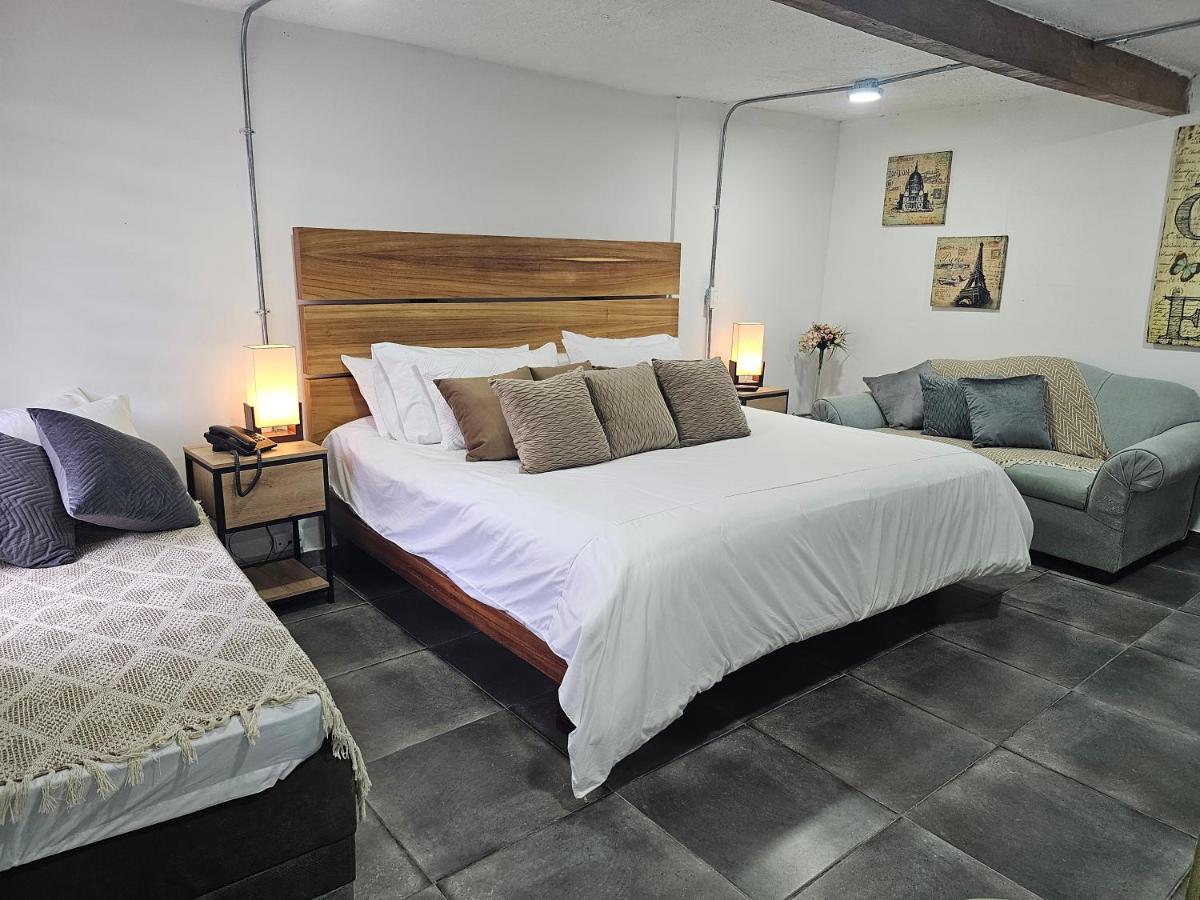 Hotel Campestre Zona 7 cerca del aeropuerto en rioengro
