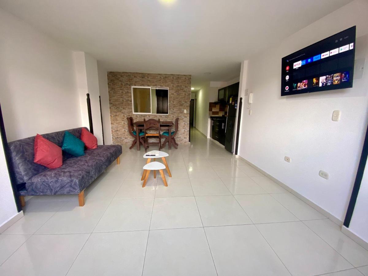 Las Torres Apartahotel - zona tranquila, Parqueadero Privado