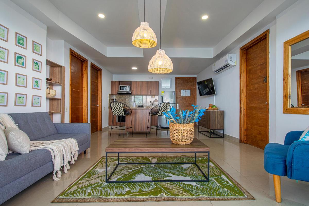 LaurdHomes Palmetto 2303 Sea View, 2Rooms 2BTH Hot Ware