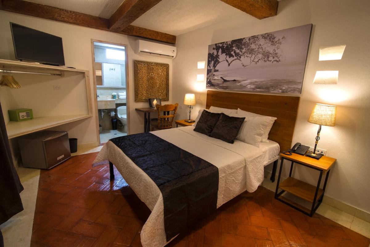 Life is Good Cartagena Hostel