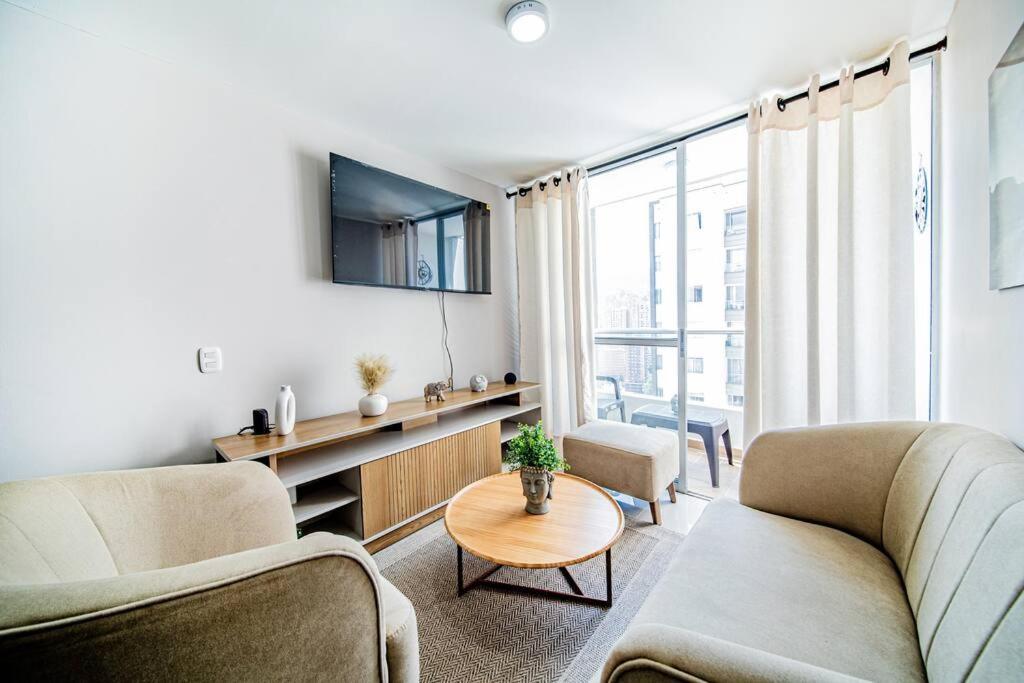 Modern and Cozy apartment
