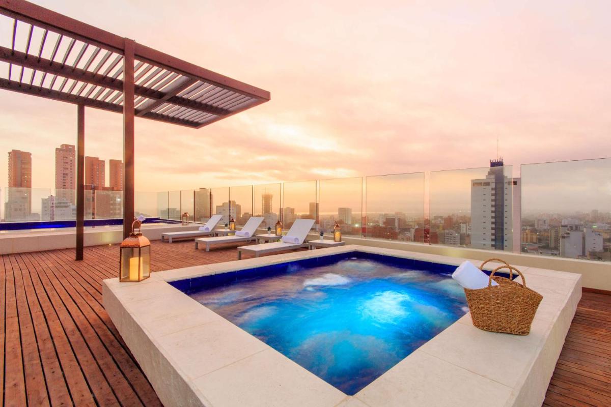 NH Collection Royal Smartsuites