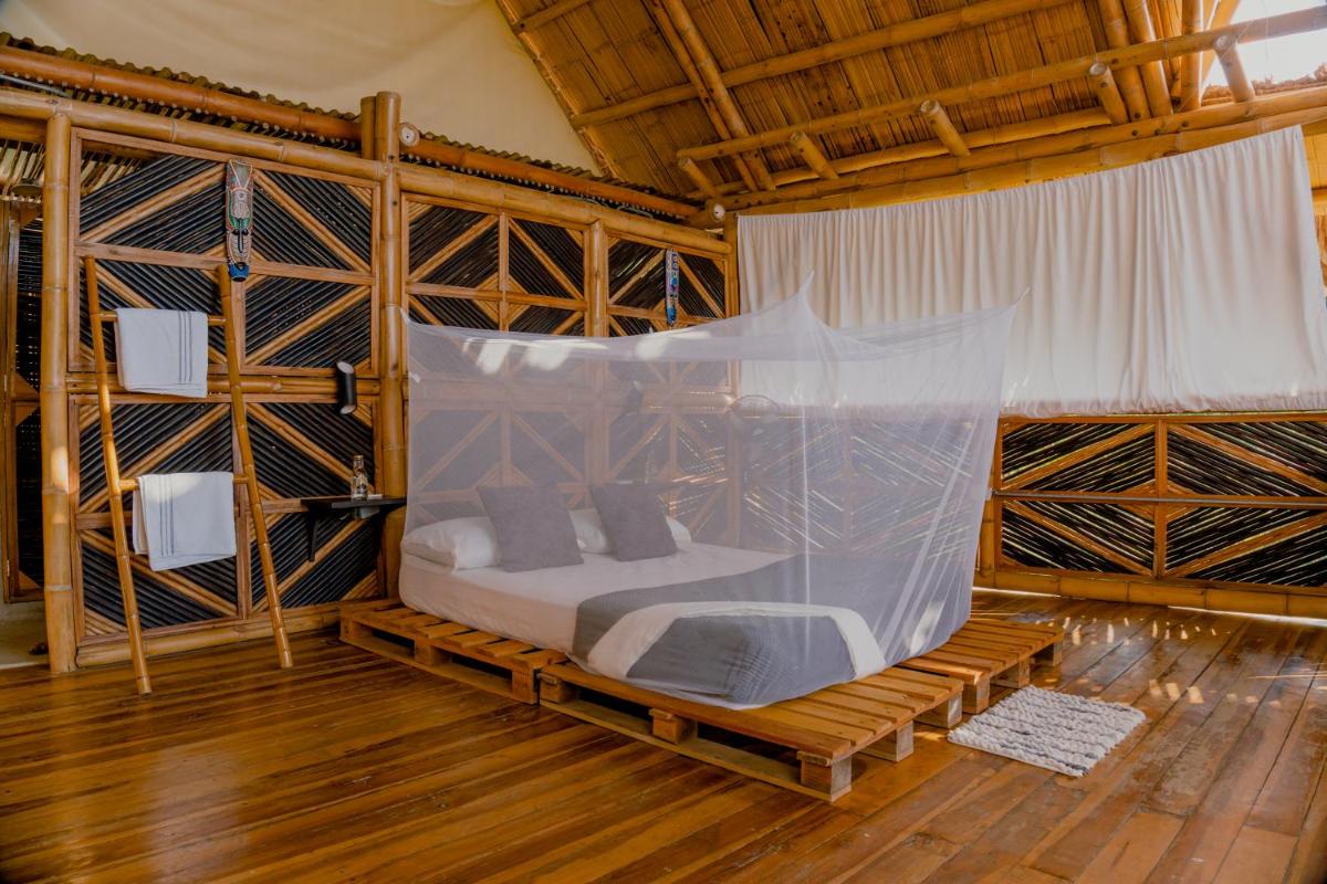 Niuwi Hostel