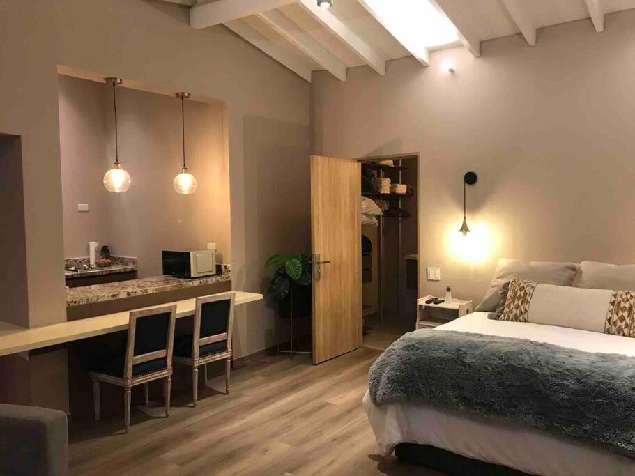 Private location BR Suites Apt