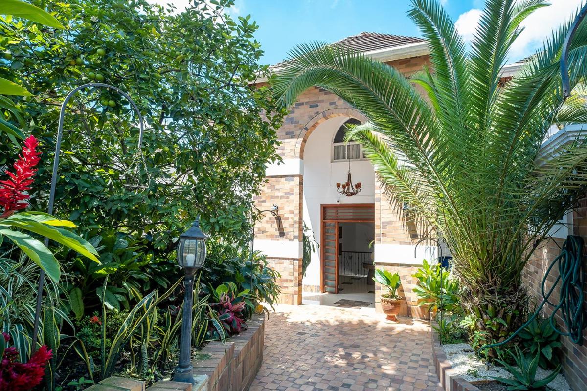 Serenity Suites Casa Boutique