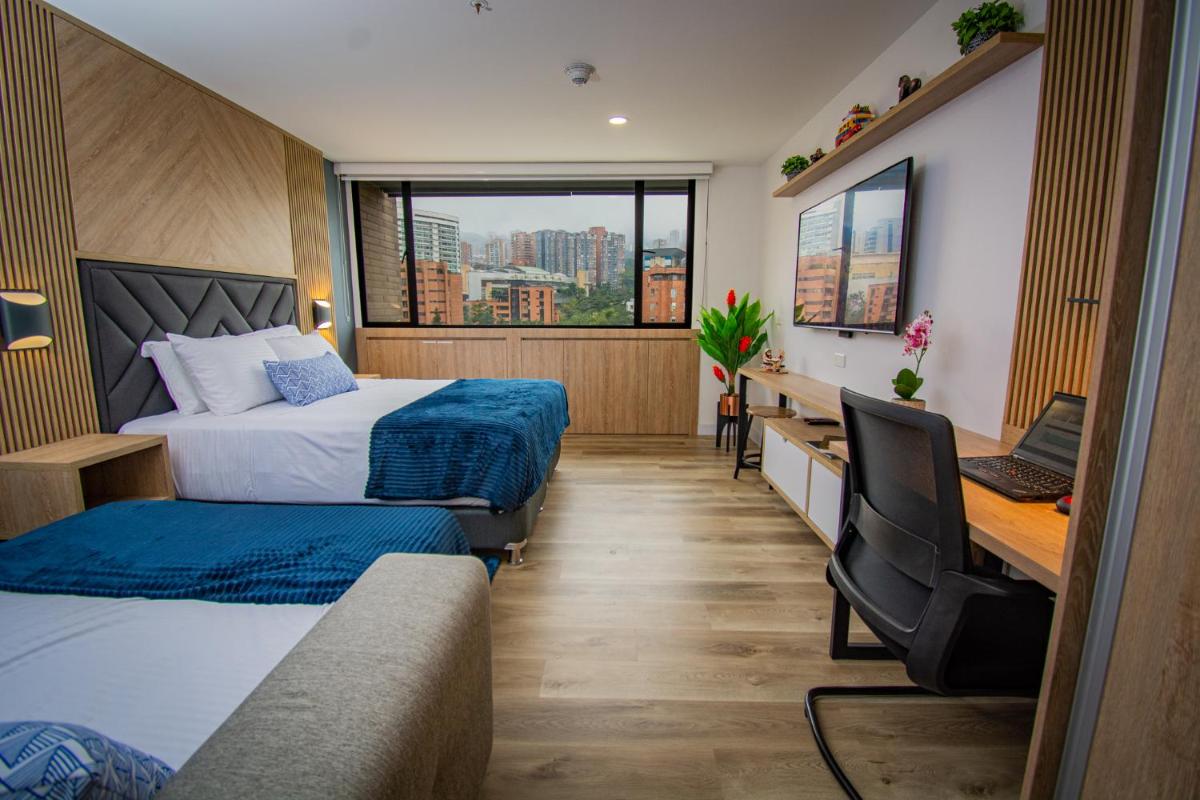 Unique Suite in El Poblado CoWork/ GYM / Fast WiFi