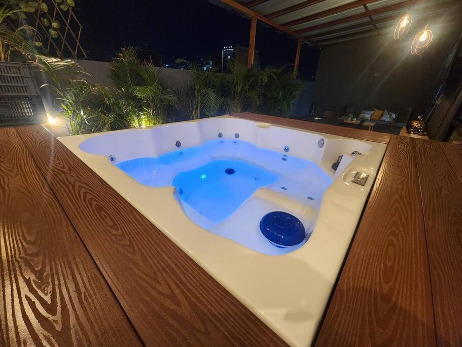 Urban Elegance Medellin Jacuzzi,Terraza Privada P3
