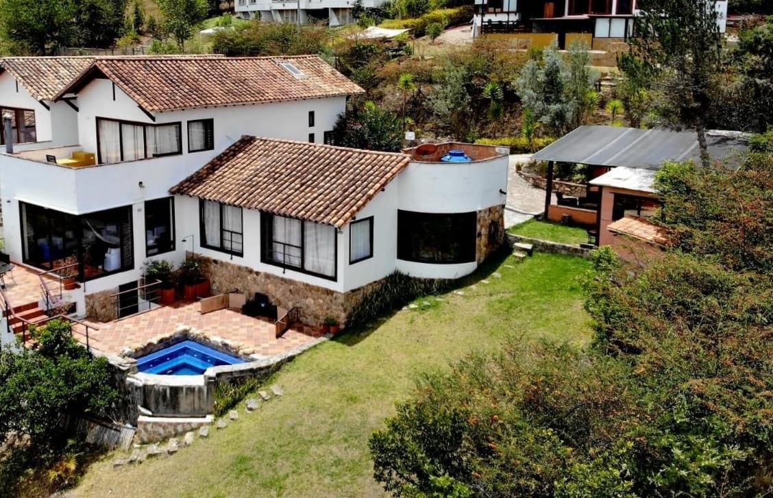 Villa villa